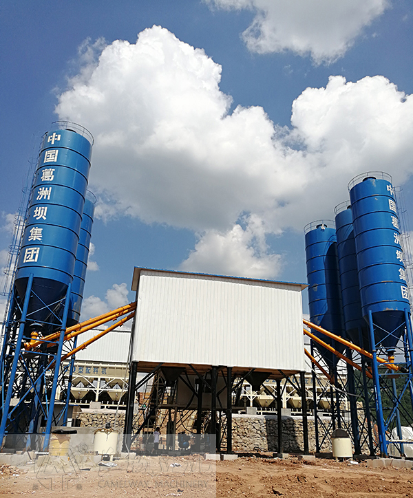 炎炎夏日 難擋長城建機發(fā)貨熱情 生產(chǎn)混凝土攪拌設備我們是認真！