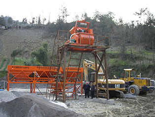 長城為你講解什么是強(qiáng)制式拌和機(jī)