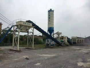 長(zhǎng)城建機(jī)姚經(jīng)理回訪滁州攪拌站老客