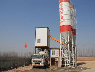 型混凝土攪拌站怎么建？