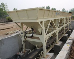 三倉(cāng)配料機(jī)pld1600-3多少錢