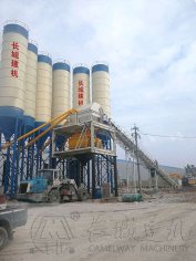 長城建機(jī)HZS240商混攪拌站交付西藏客戶