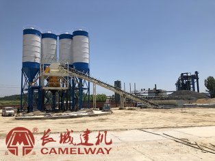  長(zhǎng)城建機(jī)信陽(yáng)HZS180商品混凝土生產(chǎn)線將運(yùn)行 JS3000強(qiáng)制式攪拌機(jī)成亮點(diǎn)