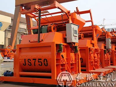 鄭州長(zhǎng)城攪拌機(jī)型號(hào)有多少?進(jìn)出容量?產(chǎn)量是多少?