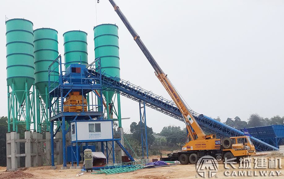 越南項目購買的長城建機hzs180攪拌站
