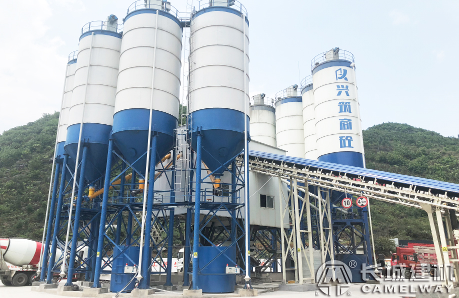 混凝土攪拌站生產(chǎn)線hzs180價格是多少