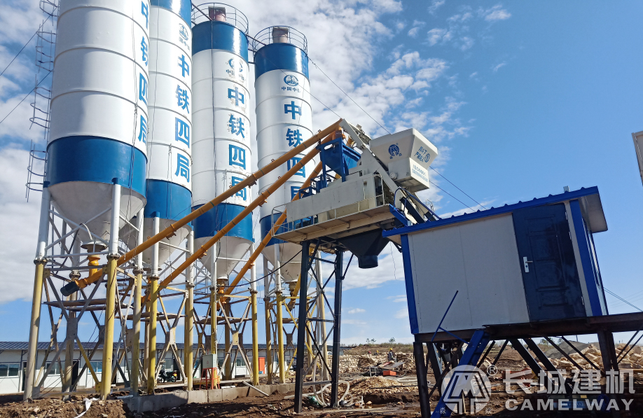 120工程混凝土攪拌站設(shè)備