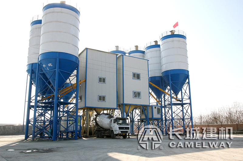 混凝土攪拌站生產(chǎn)線實景圖