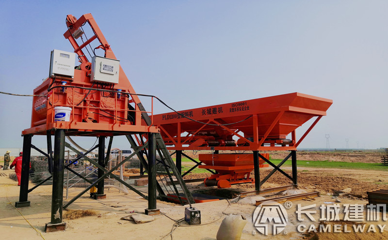 提升料斗攪拌站的型號(hào)有哪些(特點(diǎn)/優(yōu)勢(shì)/價(jià)格等介紹)